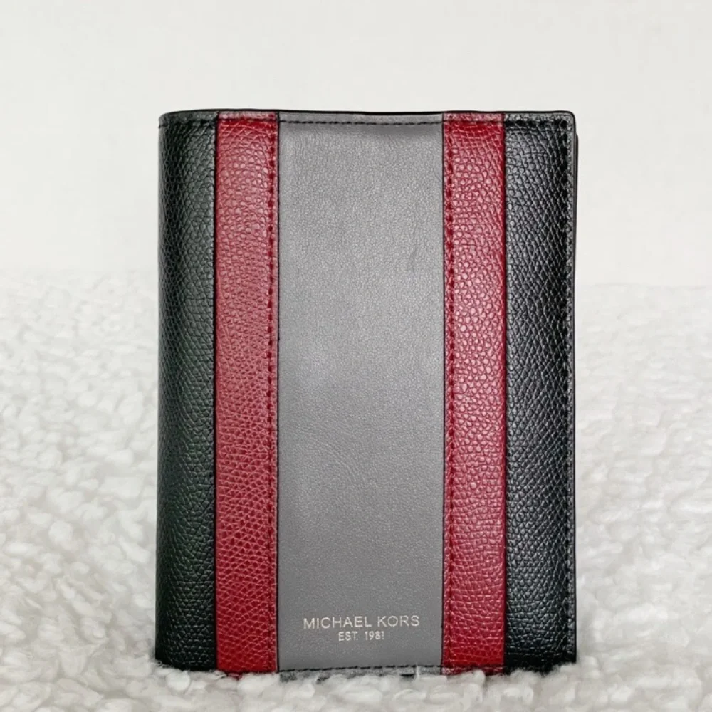 NWT Michael Kors Leather Passport Case